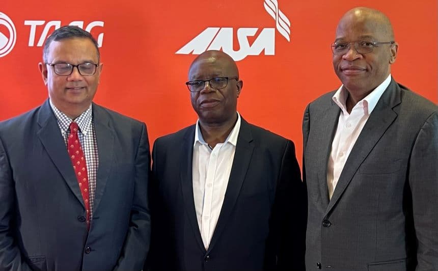 from left to right): Mr Joao Po Jorge, AASA Chair, Mr Aaron Munetsi, AASA CEO and Professor John Lamola, AASA Deputy Chair. Image: courtesy.