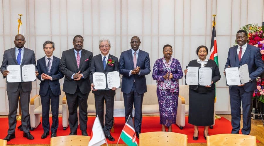 President Ruto with Kenyan government officials and Toyota executives during the signing of the agreement. Image: courtesy.