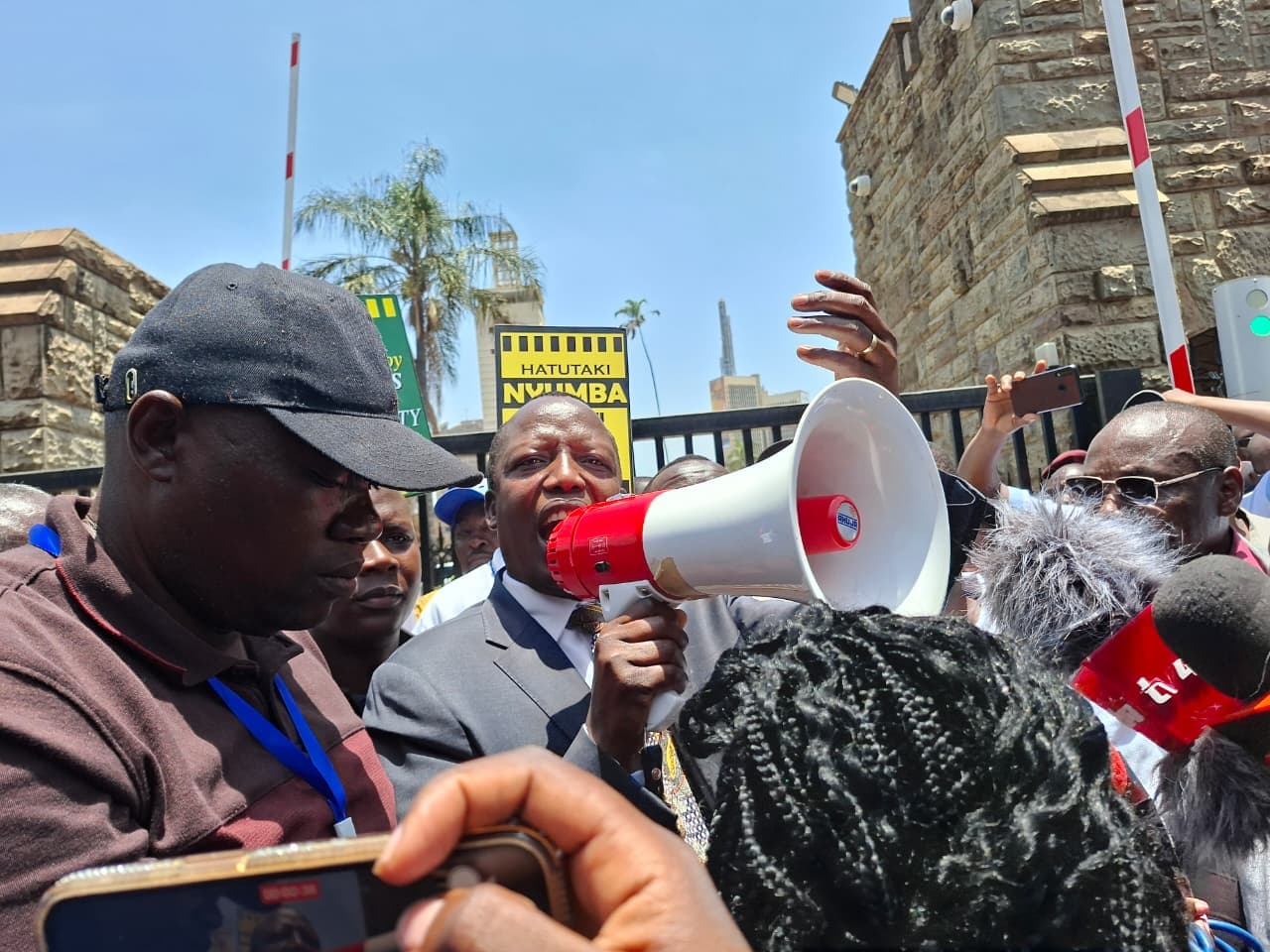 Private Medical Colleges Protest Unequal Regulation Standards