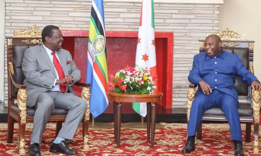 Mr Musalia Mudavadi delivering President William Ruto's message to his Burundian counterpart Evariste Ndayishimiye. Image: courtesy.